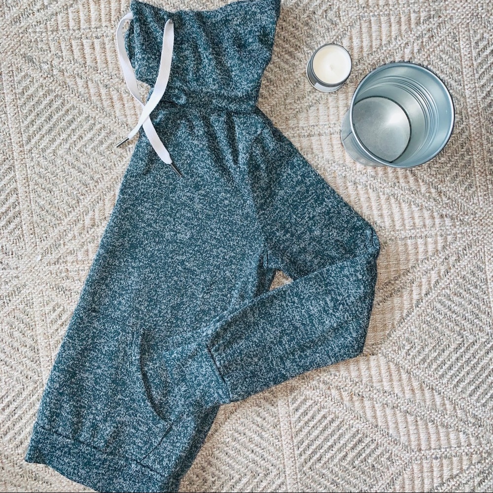 heathered green turtleneck sweatshirt